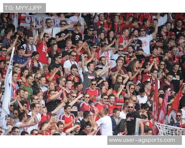 曼联老球迷感叹票价飞涨座位频换心中无奈难再热爱球队